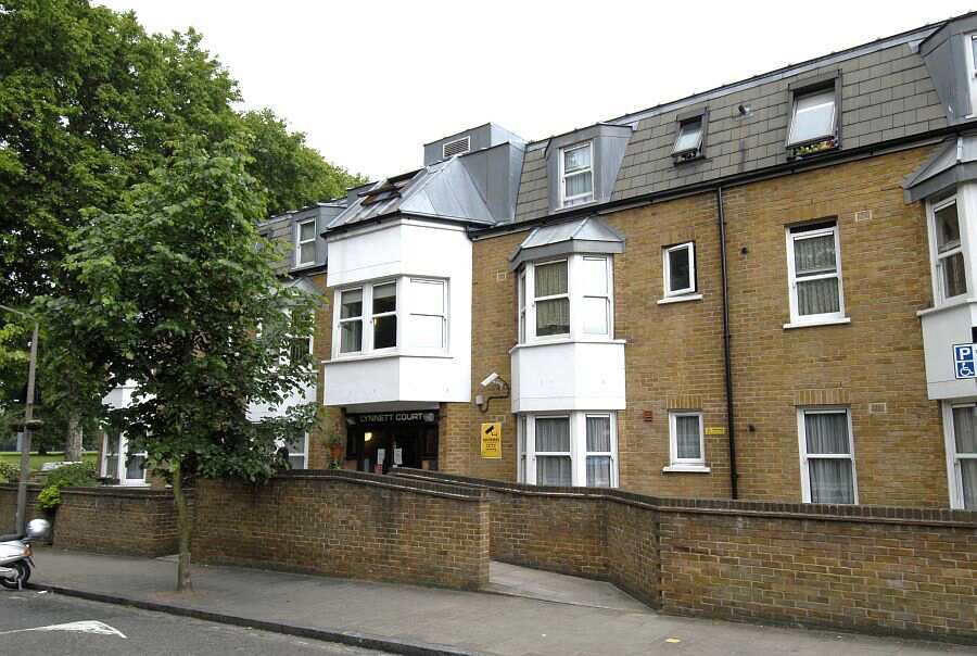 Lynnett Court