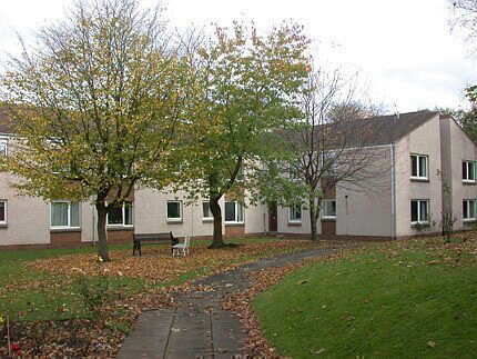 Queen's Bay Crescent