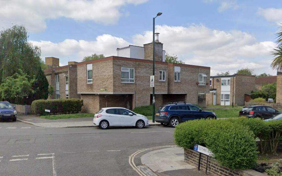 Bartons Court in Middx
