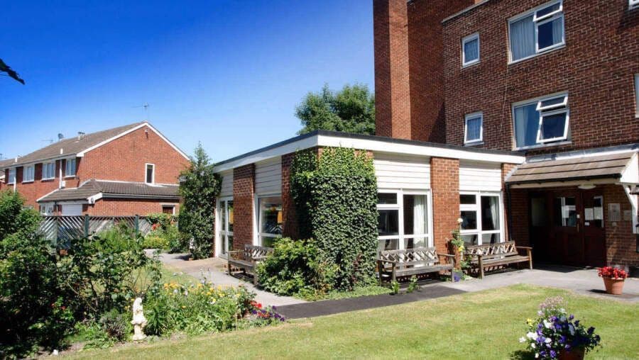 St Clements Court